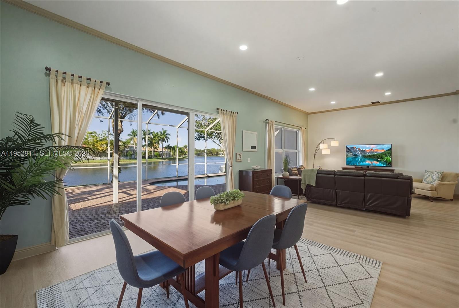 PEMBROKE FALLS - PHASE 1 - Residential