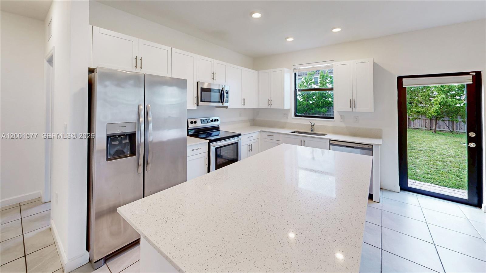 ESTATES AT SILVER PALM - Residential