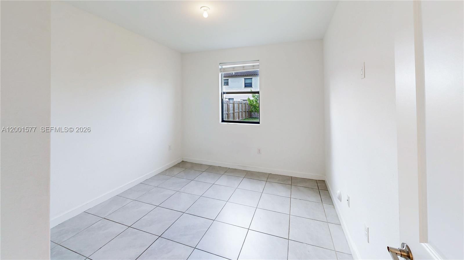 ESTATES AT SILVER PALM - Residential