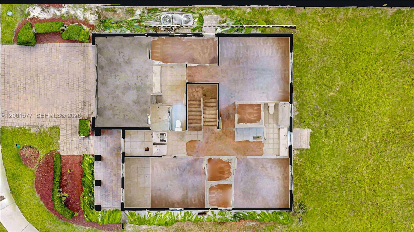 ESTATES AT SILVER PALM - Residential