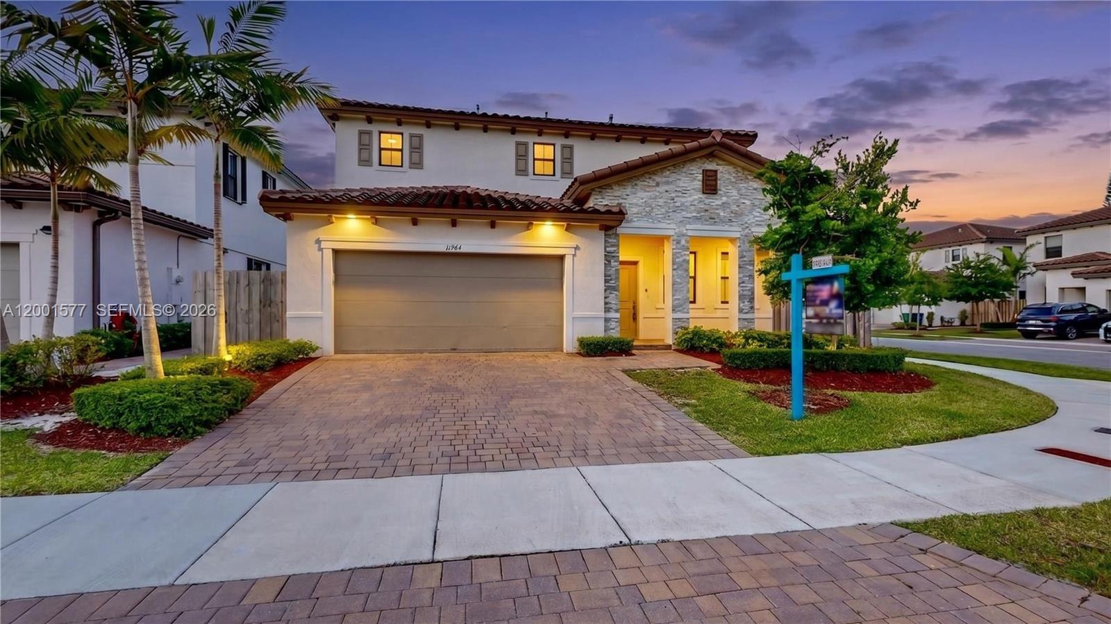 ESTATES AT SILVER PALM - Residential