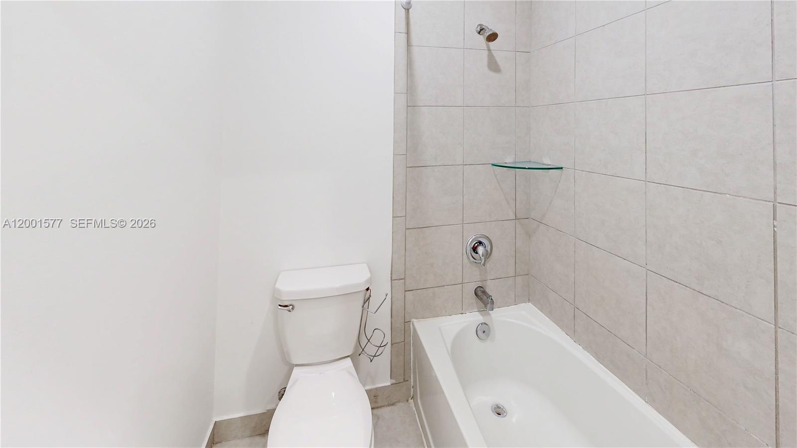 ESTATES AT SILVER PALM - Residential