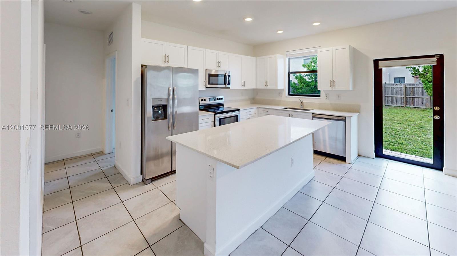 ESTATES AT SILVER PALM - Residential