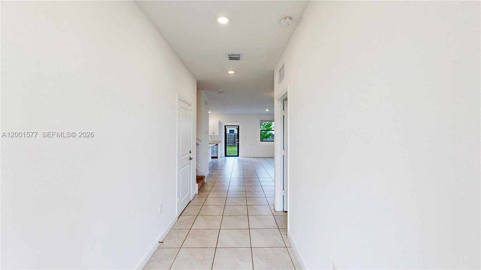 ESTATES AT SILVER PALM - Residential