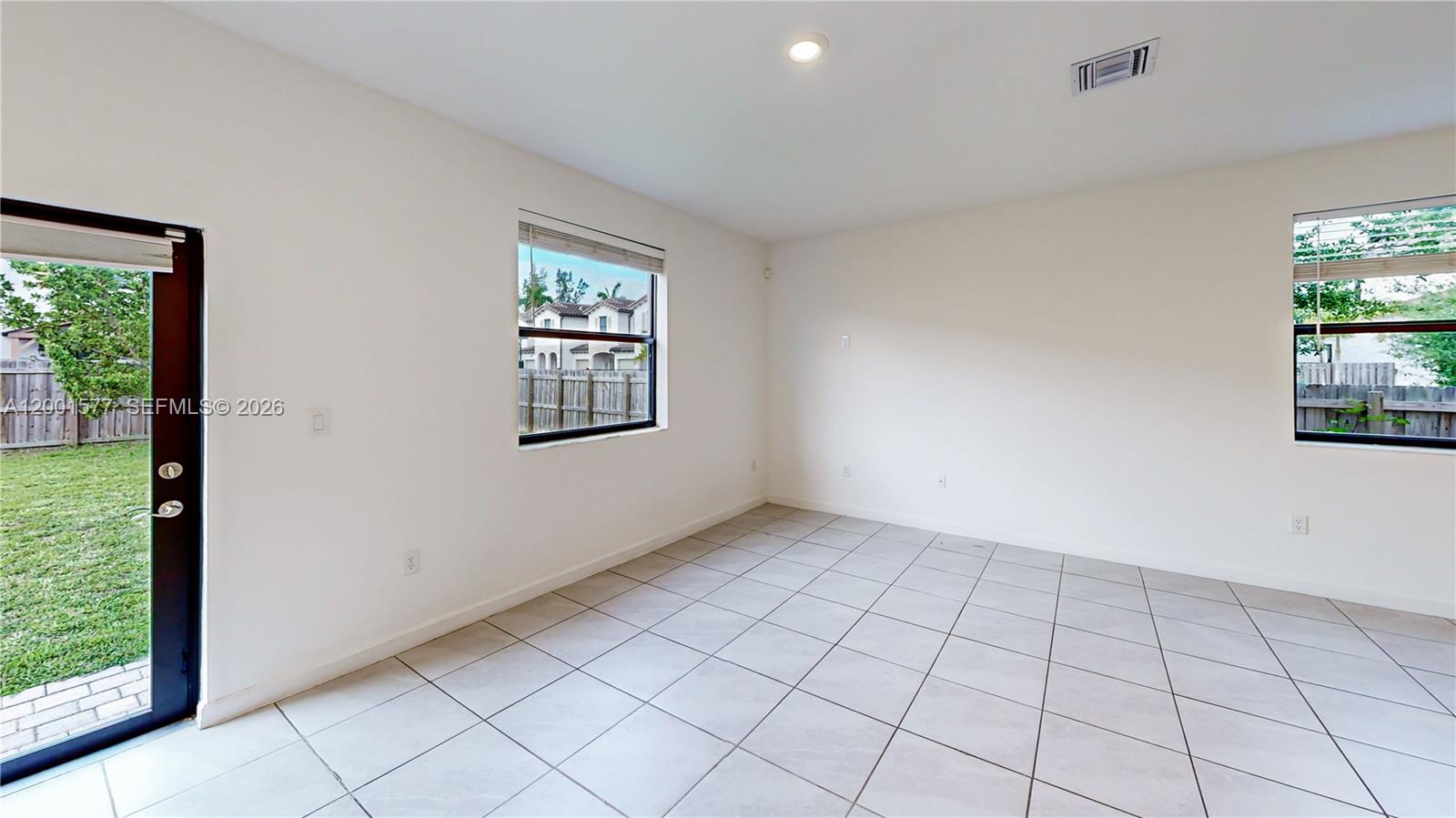 ESTATES AT SILVER PALM - Residential