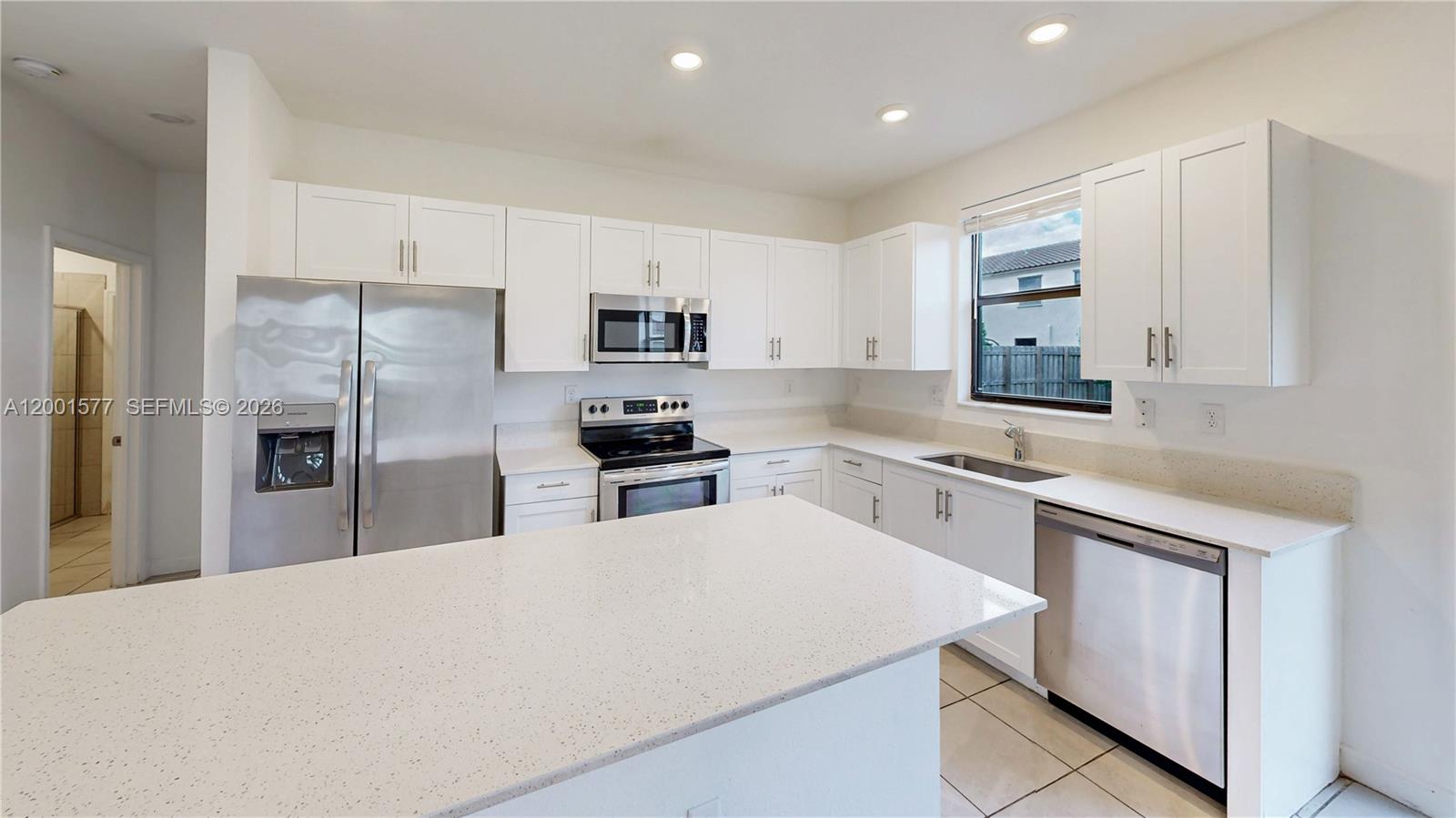 ESTATES AT SILVER PALM - Residential