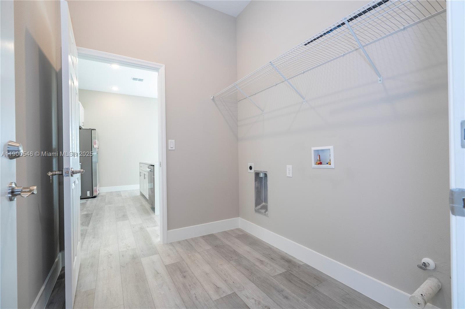 SPRING LAKE VILLAGE IV PB - Residential