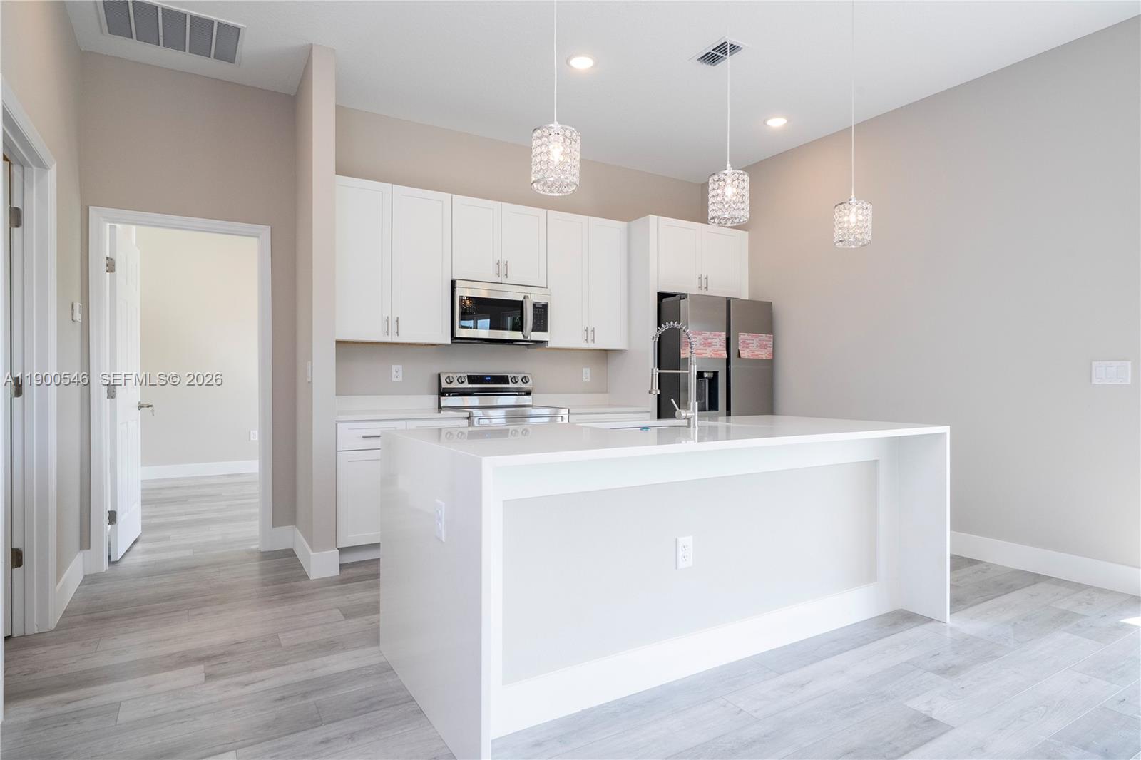 SPRING LAKE VILLAGE IV PB - Residential