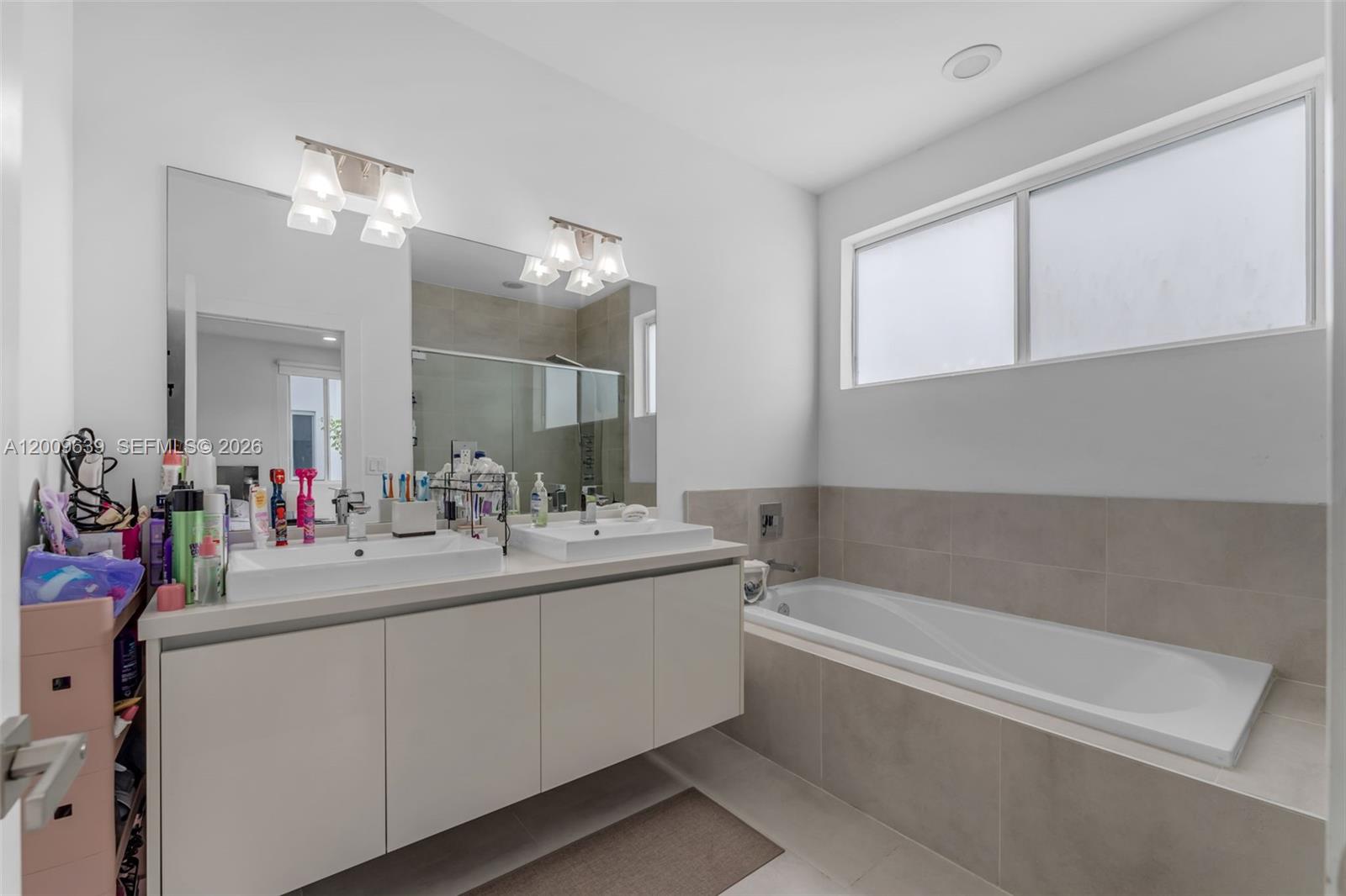 DORAL PALMS NORTH - Residential
