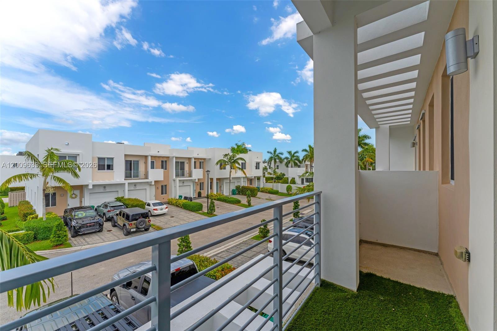 DORAL PALMS NORTH - Residential