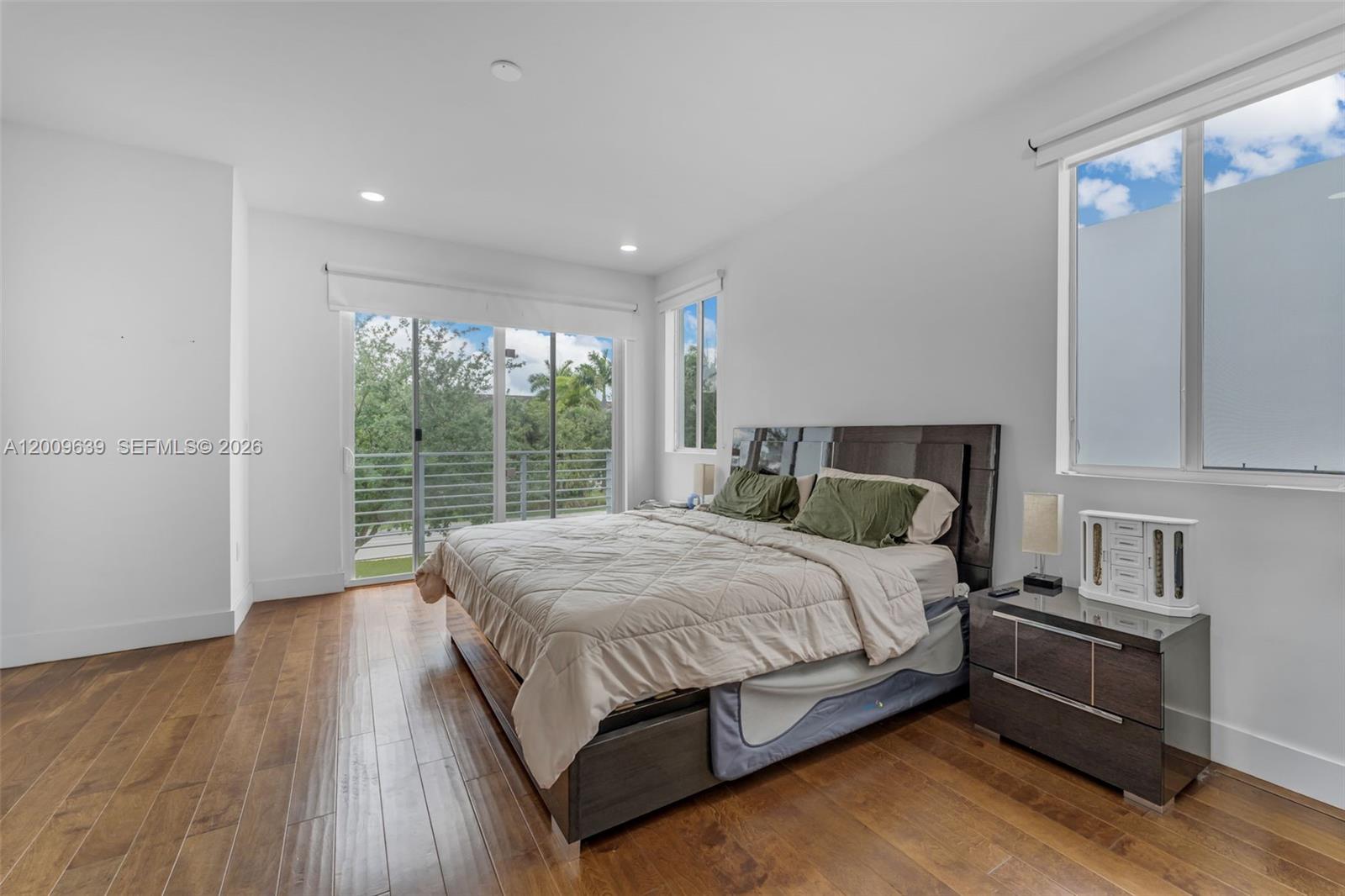 DORAL PALMS NORTH - Residential