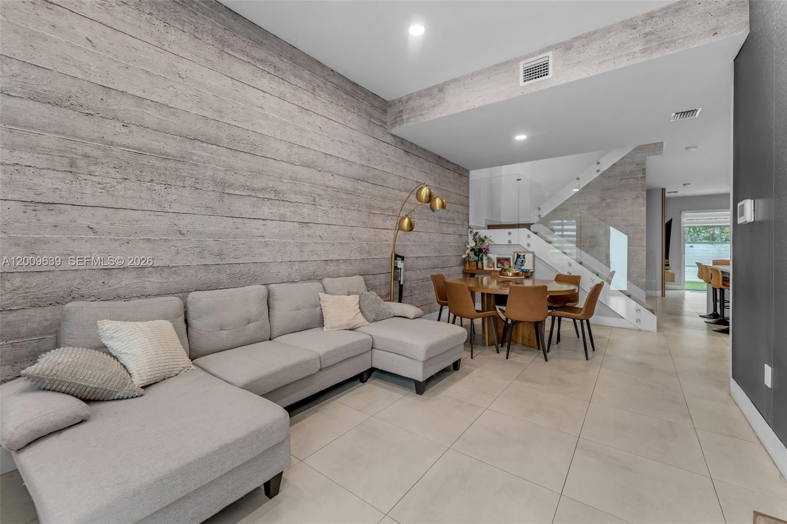 DORAL PALMS NORTH - Residential