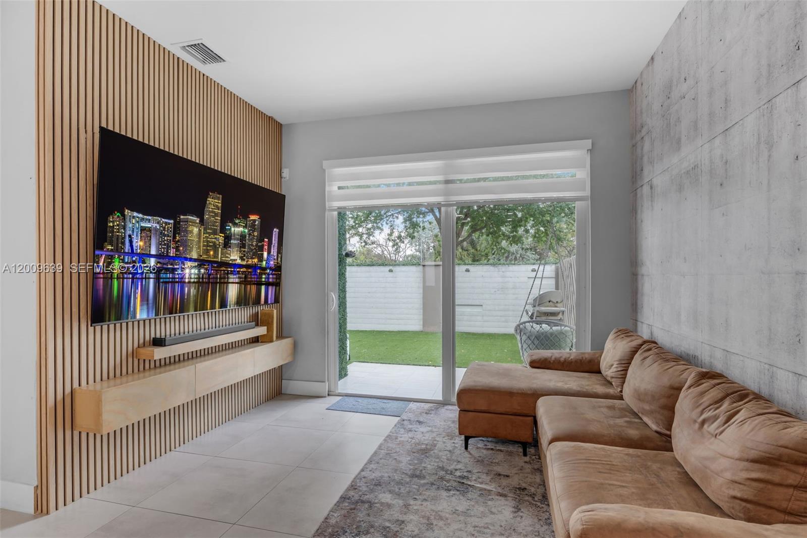 DORAL PALMS NORTH - Residential
