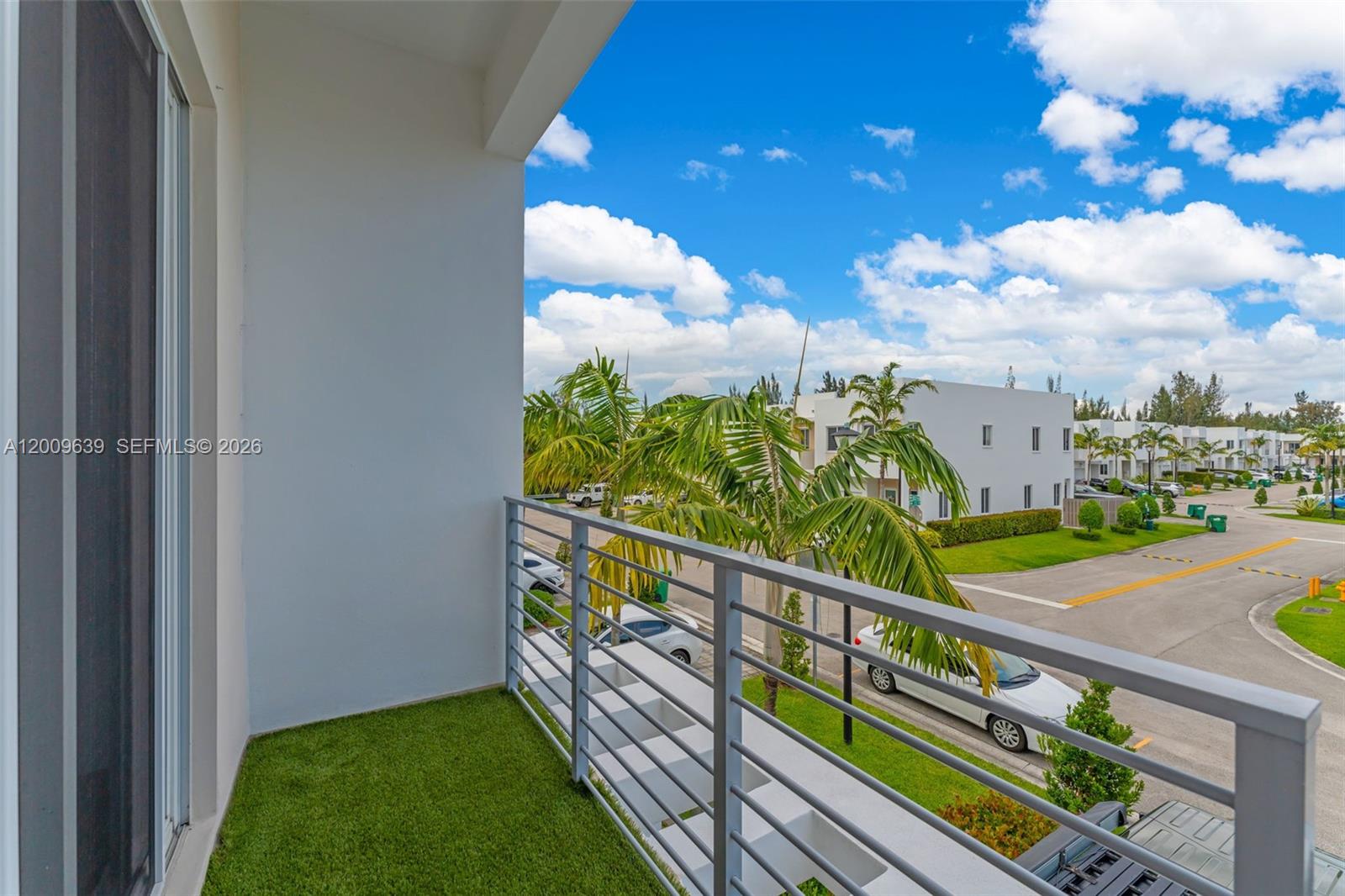 DORAL PALMS NORTH - Residential