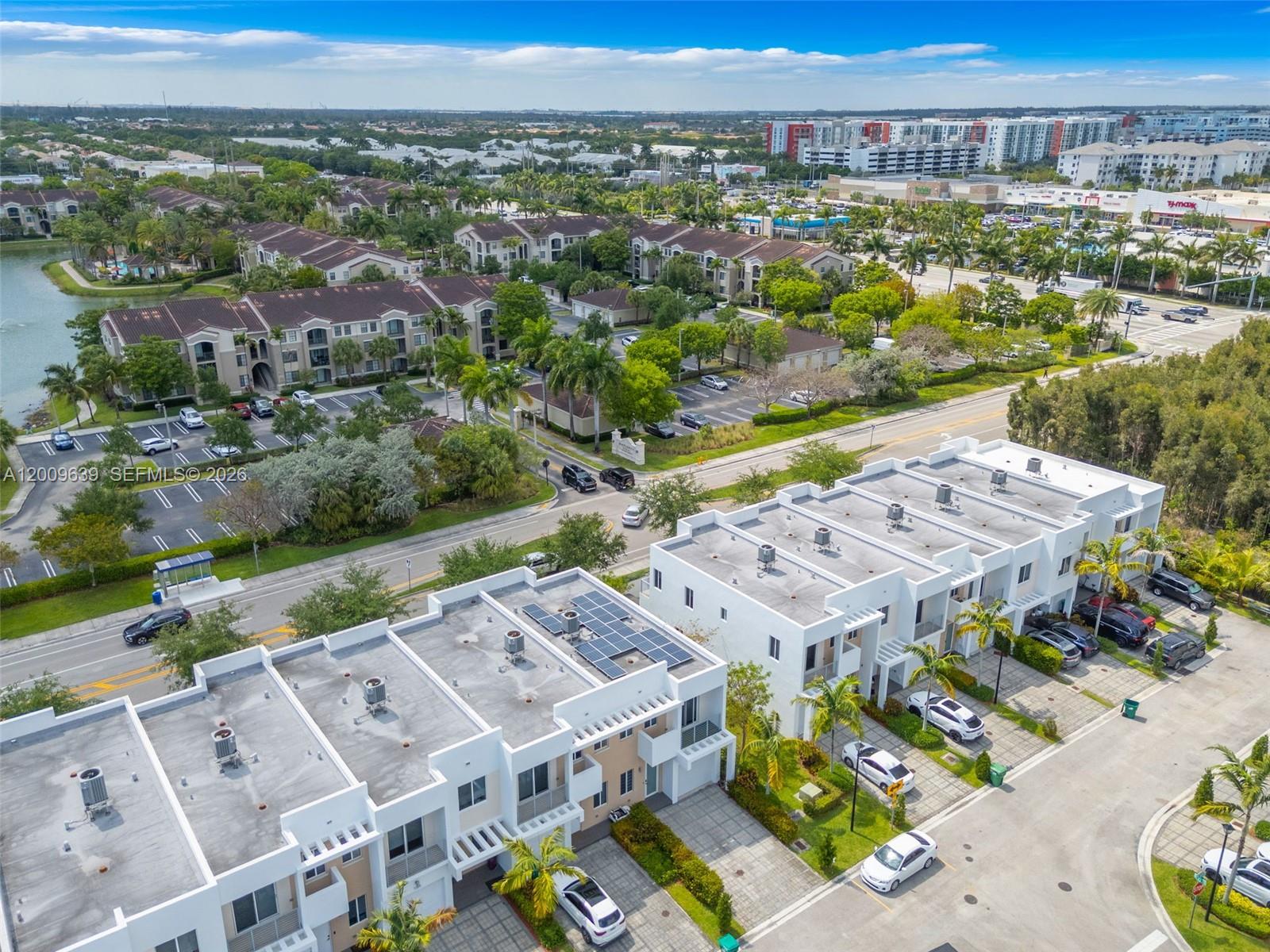 DORAL PALMS NORTH - Residential