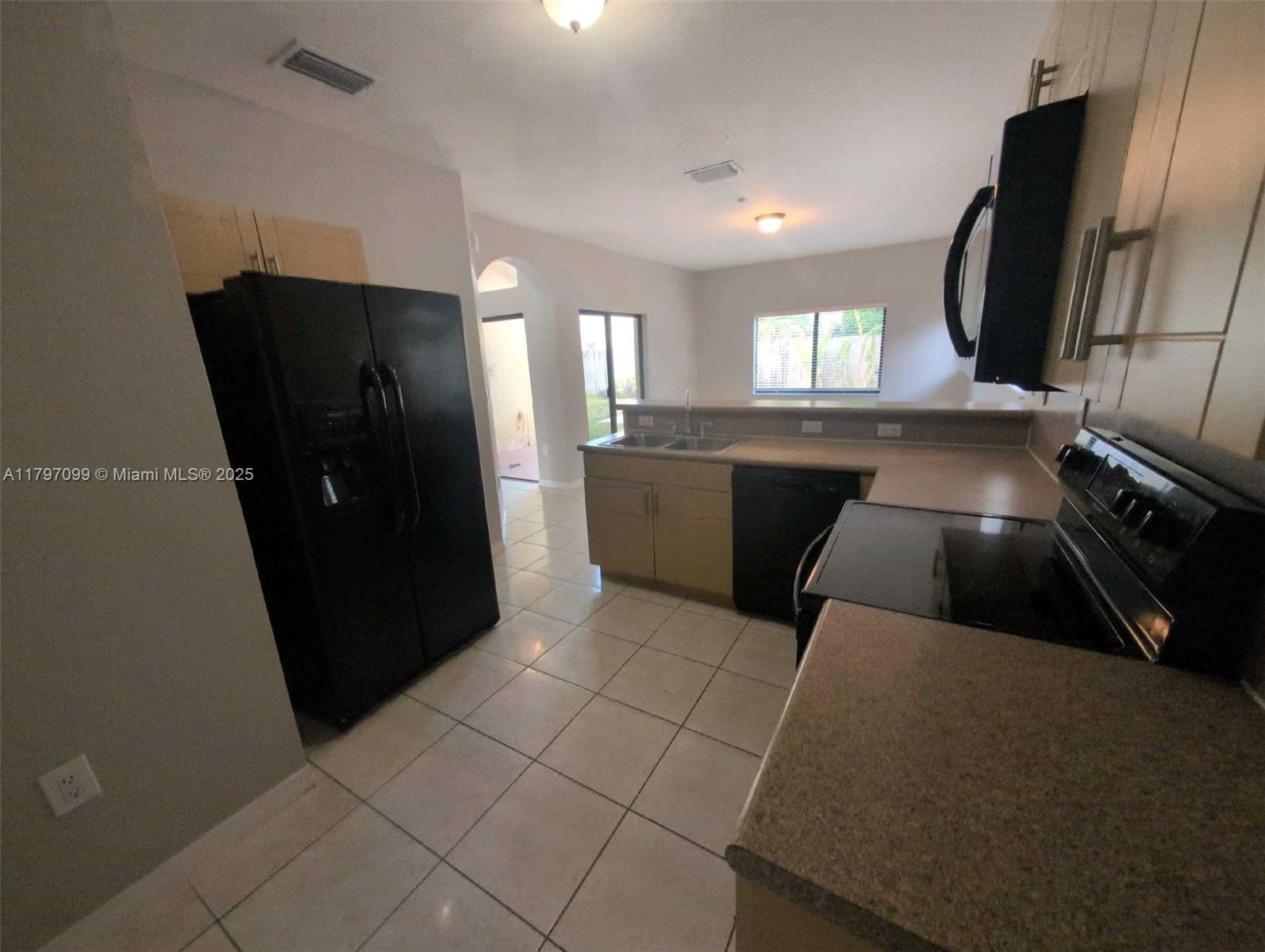 VITRAN HOMES AT MORNINGSI - Residential