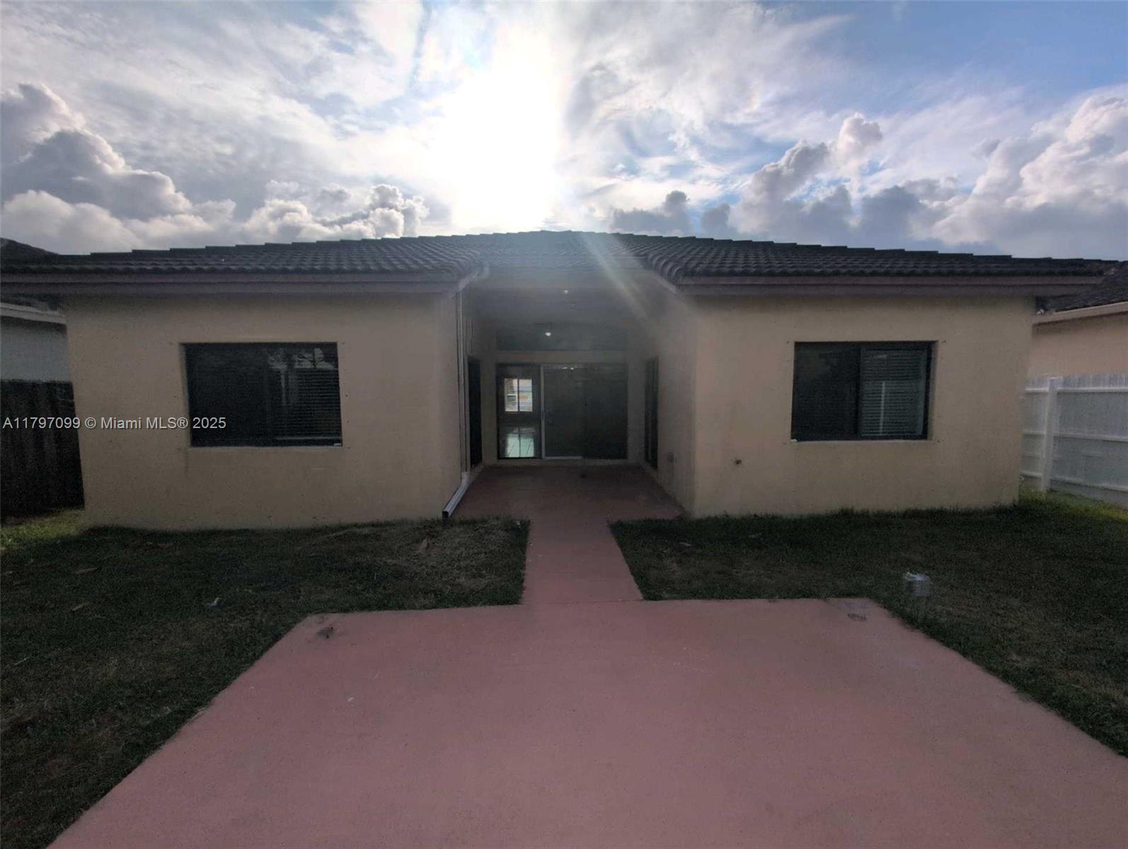 VITRAN HOMES AT MORNINGSI - Residential