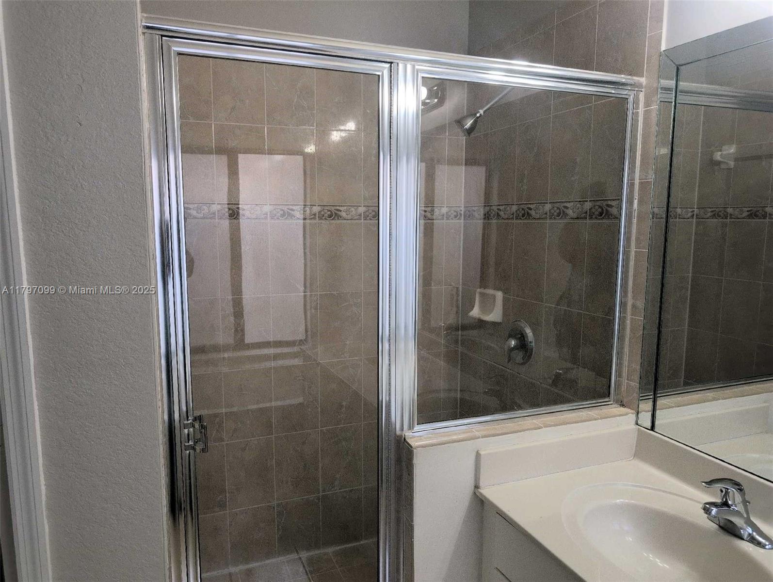 VITRAN HOMES AT MORNINGSI - Residential