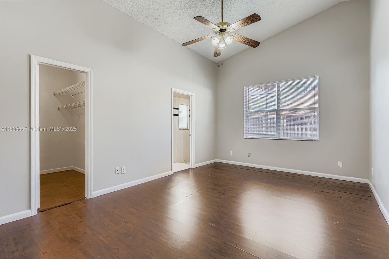 LANDINGS - Residential