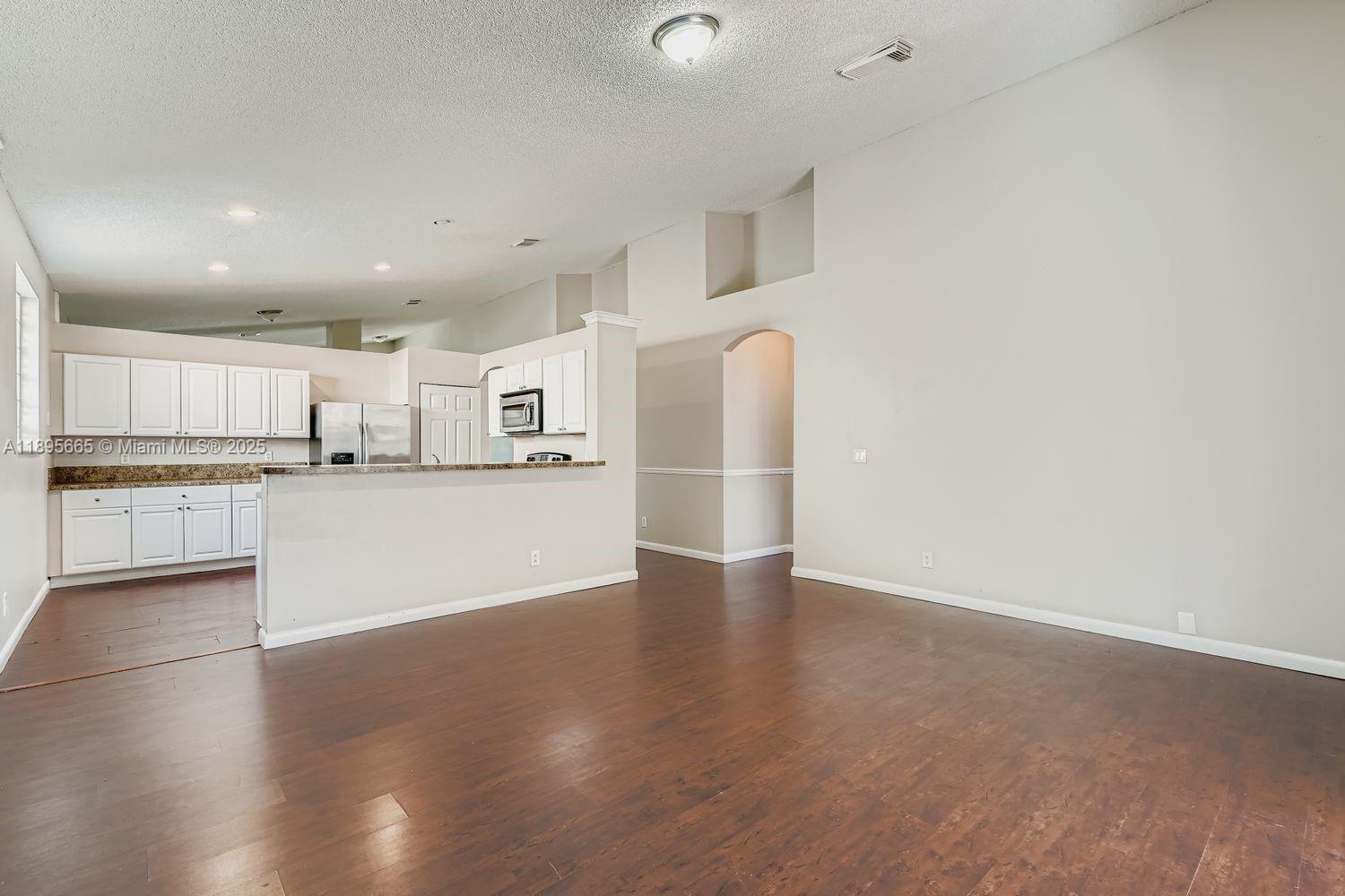 LANDINGS - Residential
