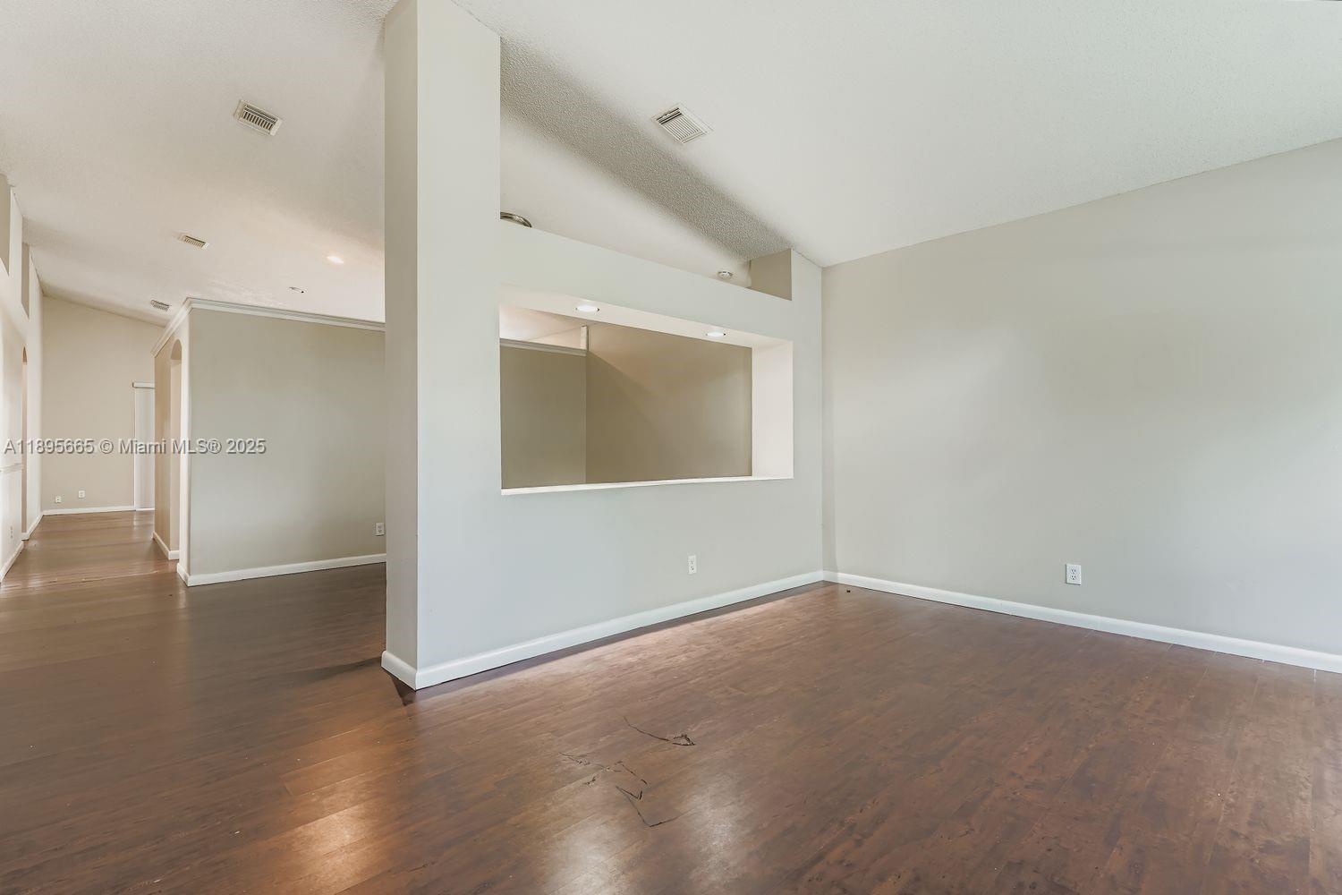 LANDINGS - Residential