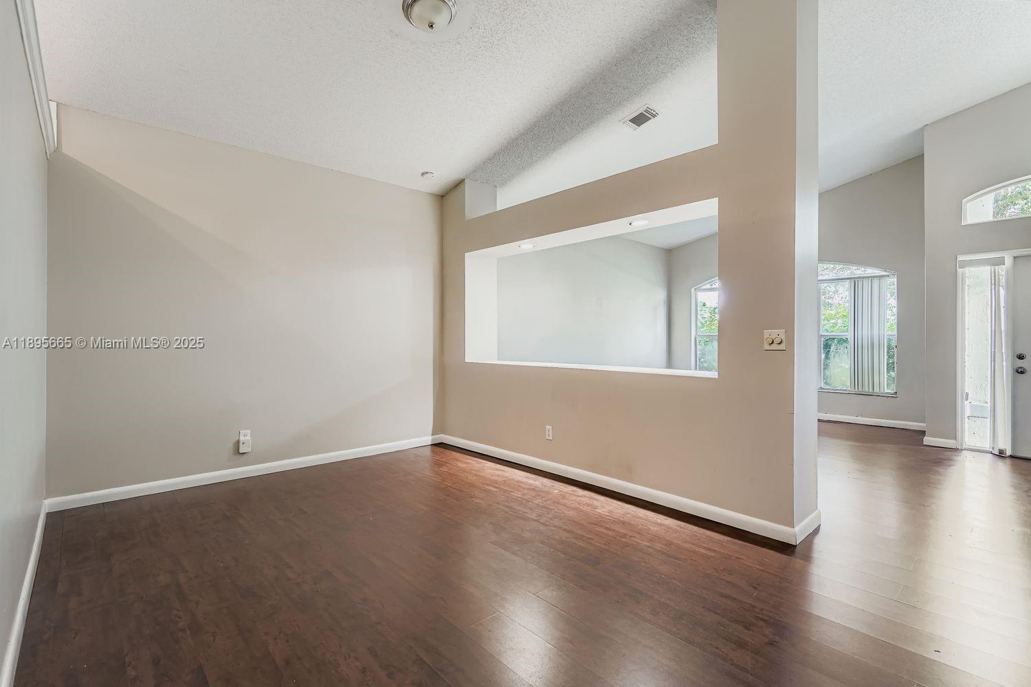 LANDINGS - Residential