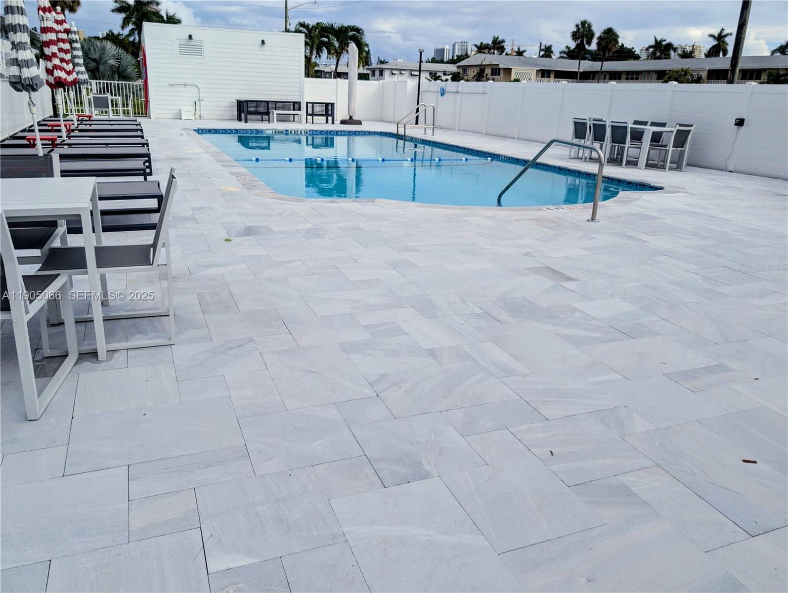 DIPLOMAT GARDEN CO-OP - Residential