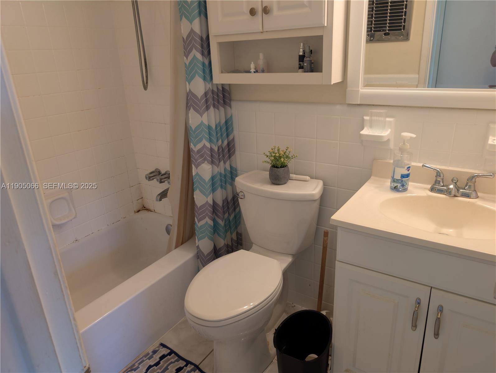 DIPLOMAT GARDEN CO-OP - Residential