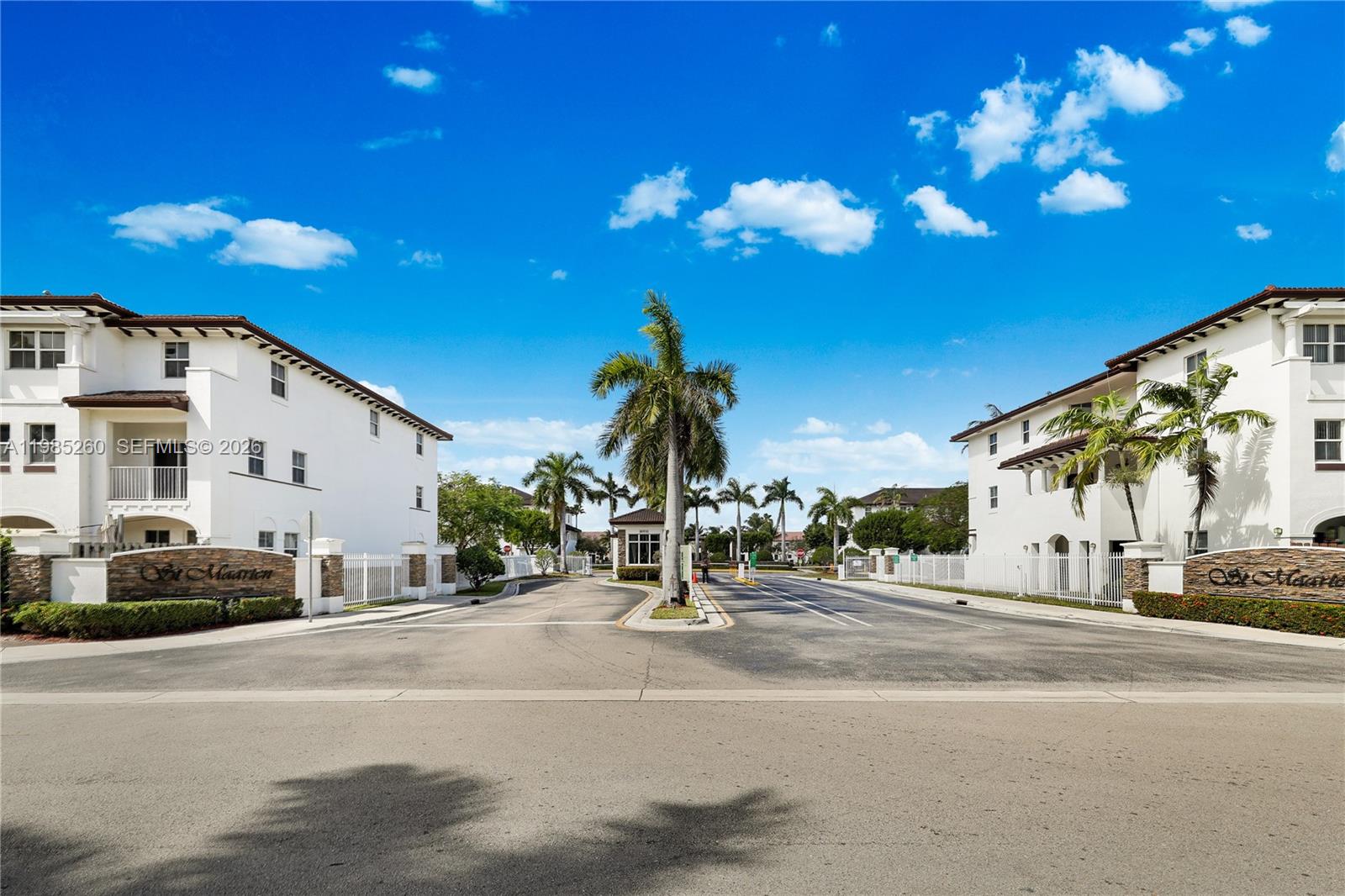 ST MAARTEN AT GRAND BAY C - Residential Lease