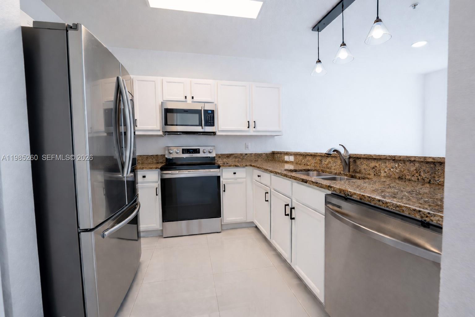 ST MAARTEN AT GRAND BAY C - Residential Lease