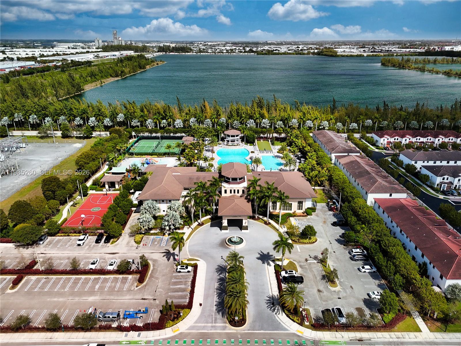 ST MAARTEN AT GRAND BAY C - Residential Lease