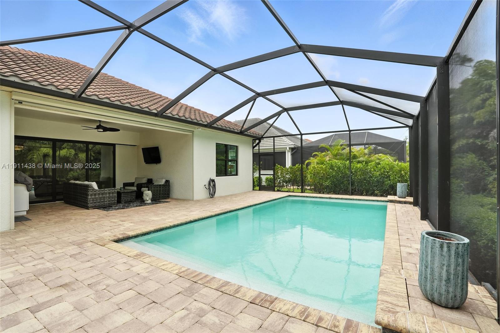 DANIELS PLACE - Residential