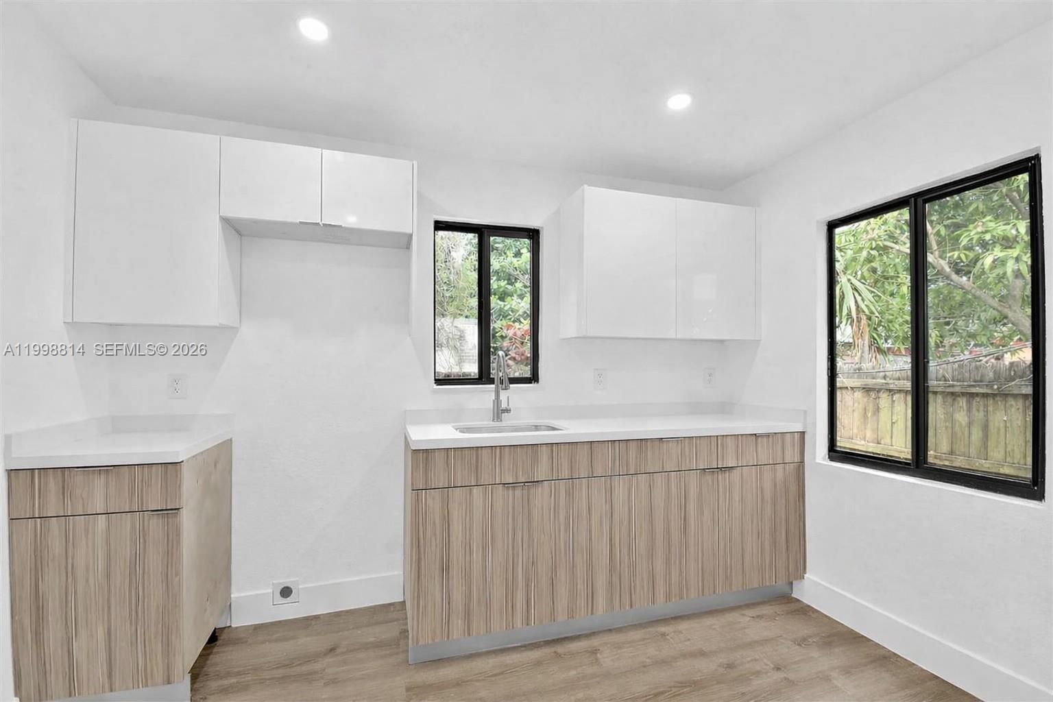 TROPICS MANOR - Residential Lease