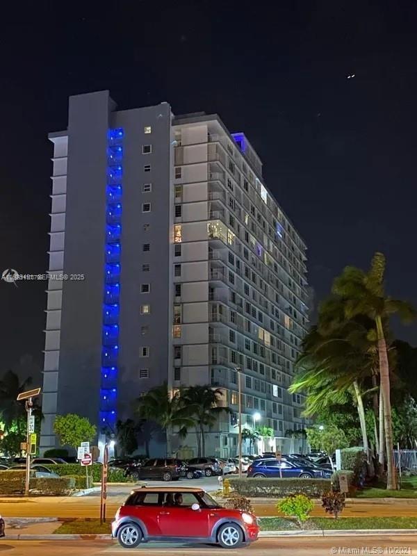 KENNEDY HOUSE CONDO - Residential Lease