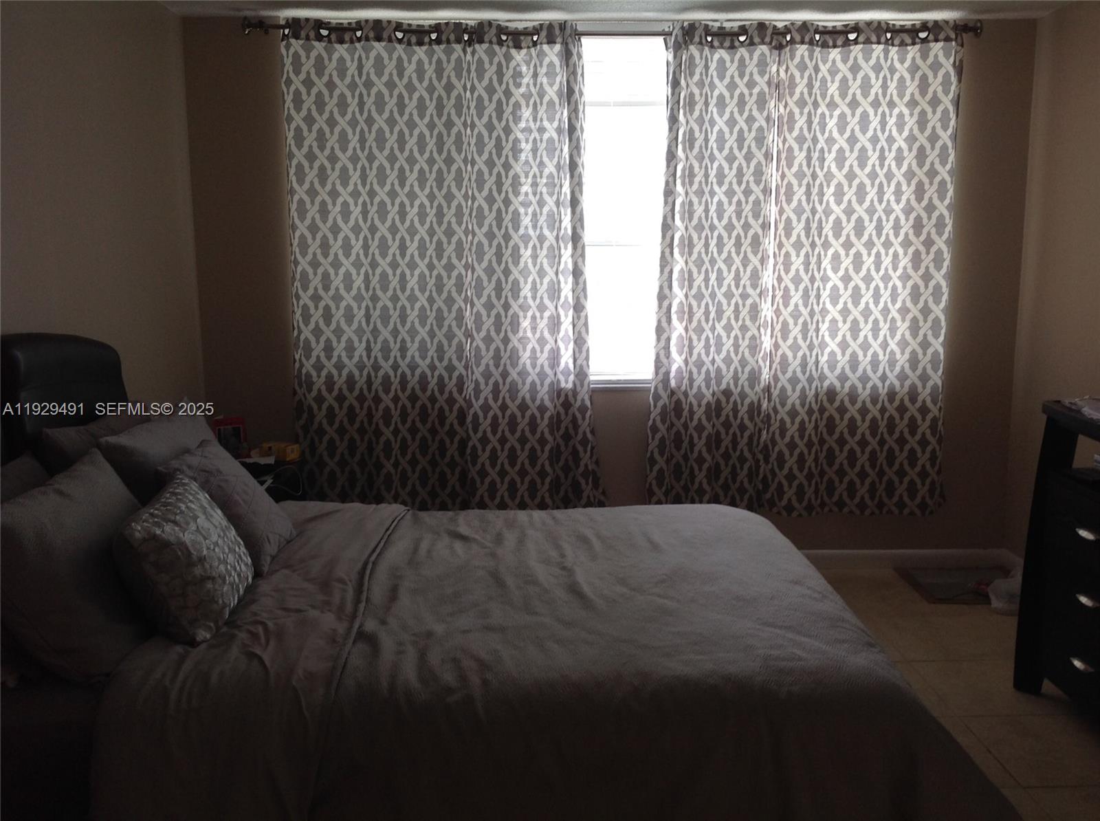 KENNEDY HOUSE CONDO - Residential Lease