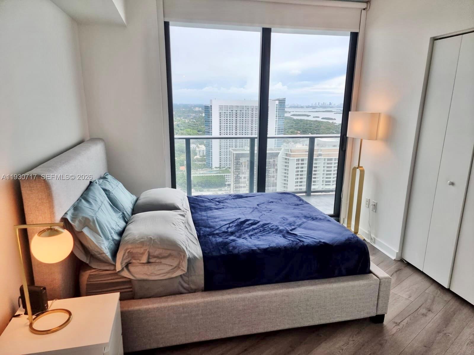 PARAISO BAYVIEWS CONDO - Residential