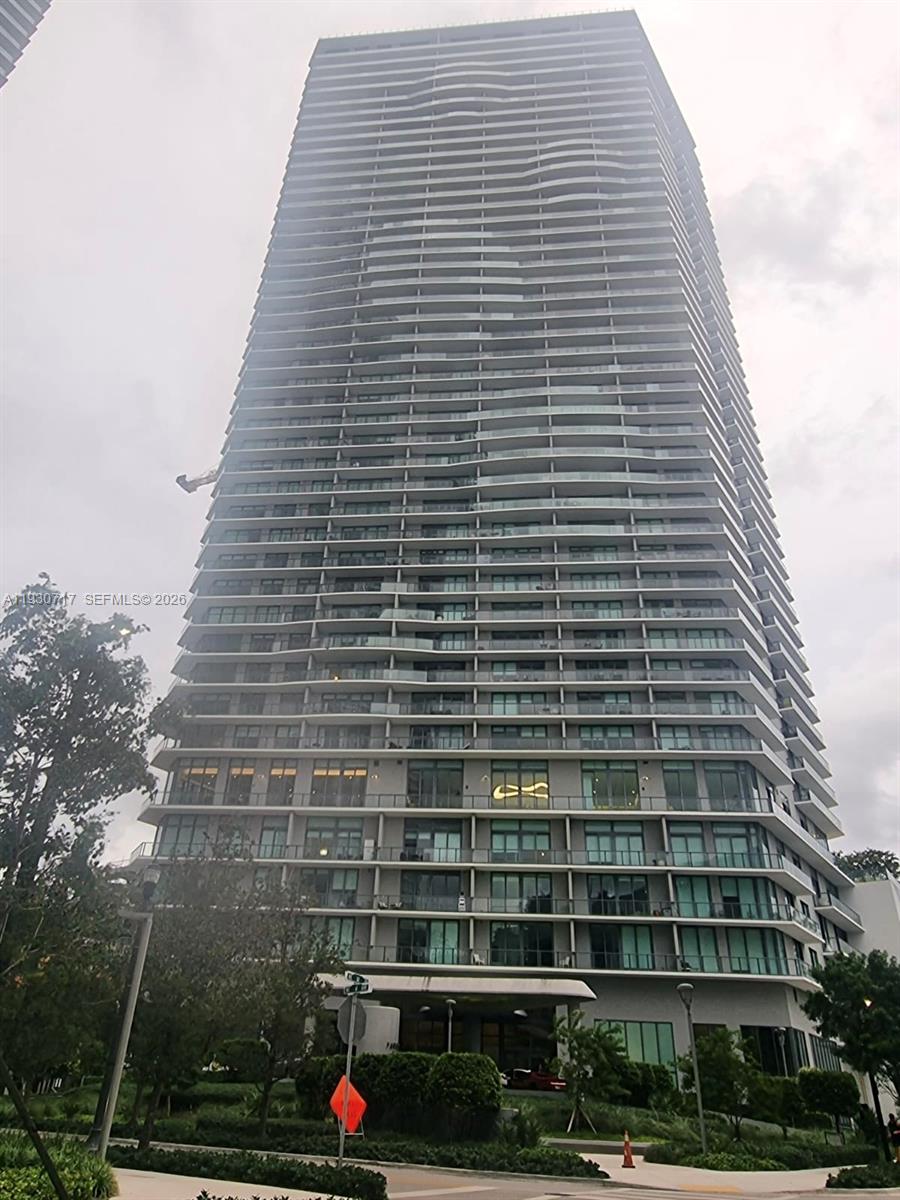 PARAISO BAYVIEWS CONDO - Residential