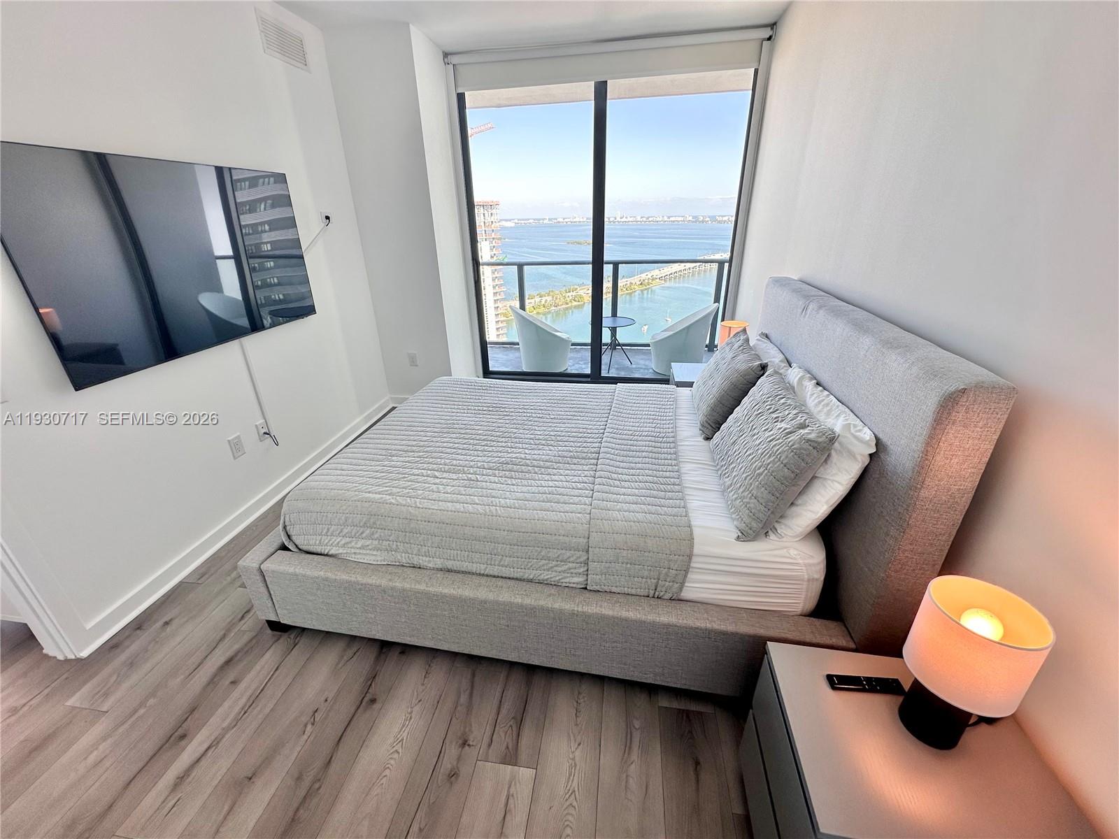 PARAISO BAYVIEWS CONDO - Residential