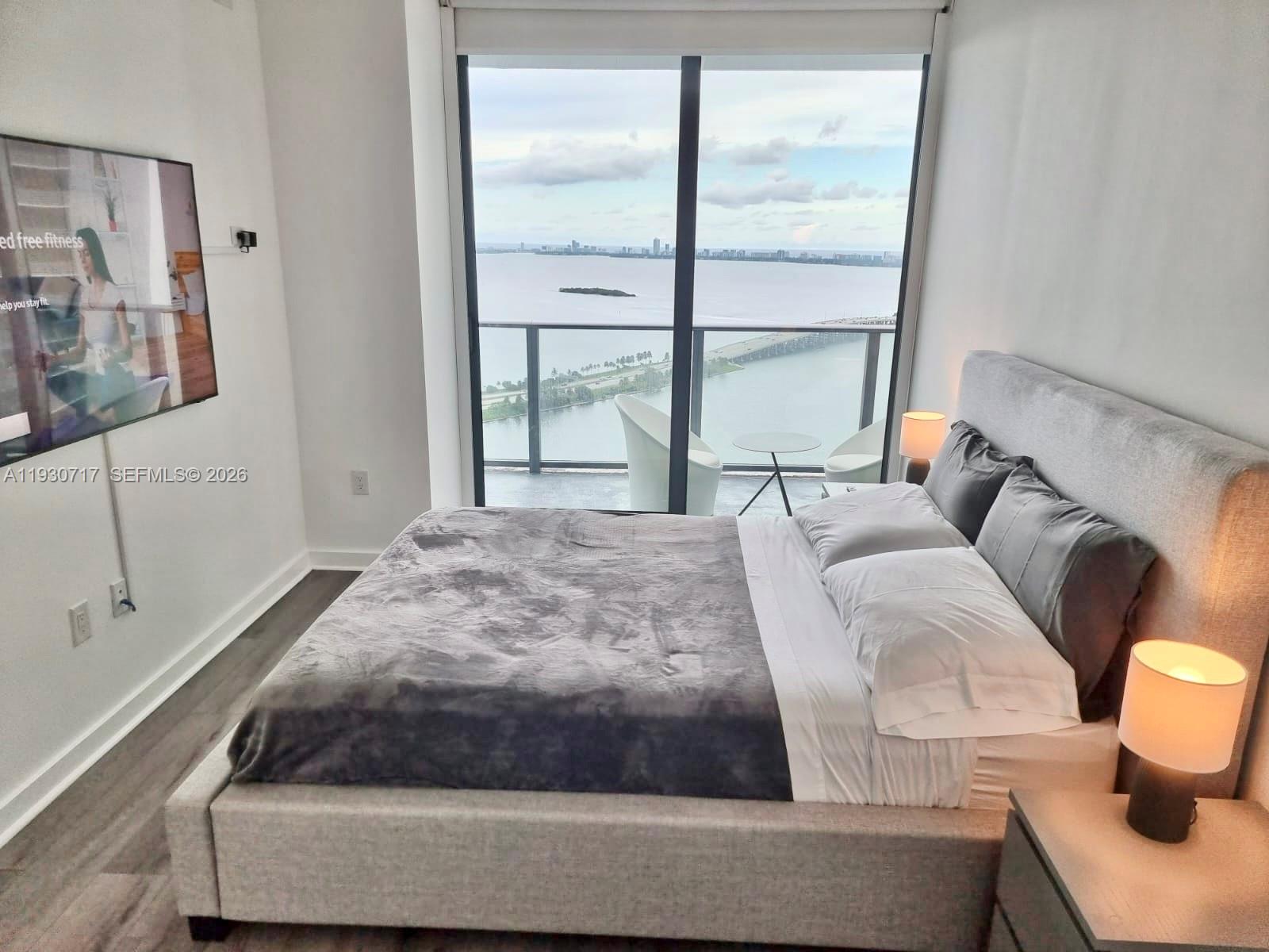 PARAISO BAYVIEWS CONDO - Residential