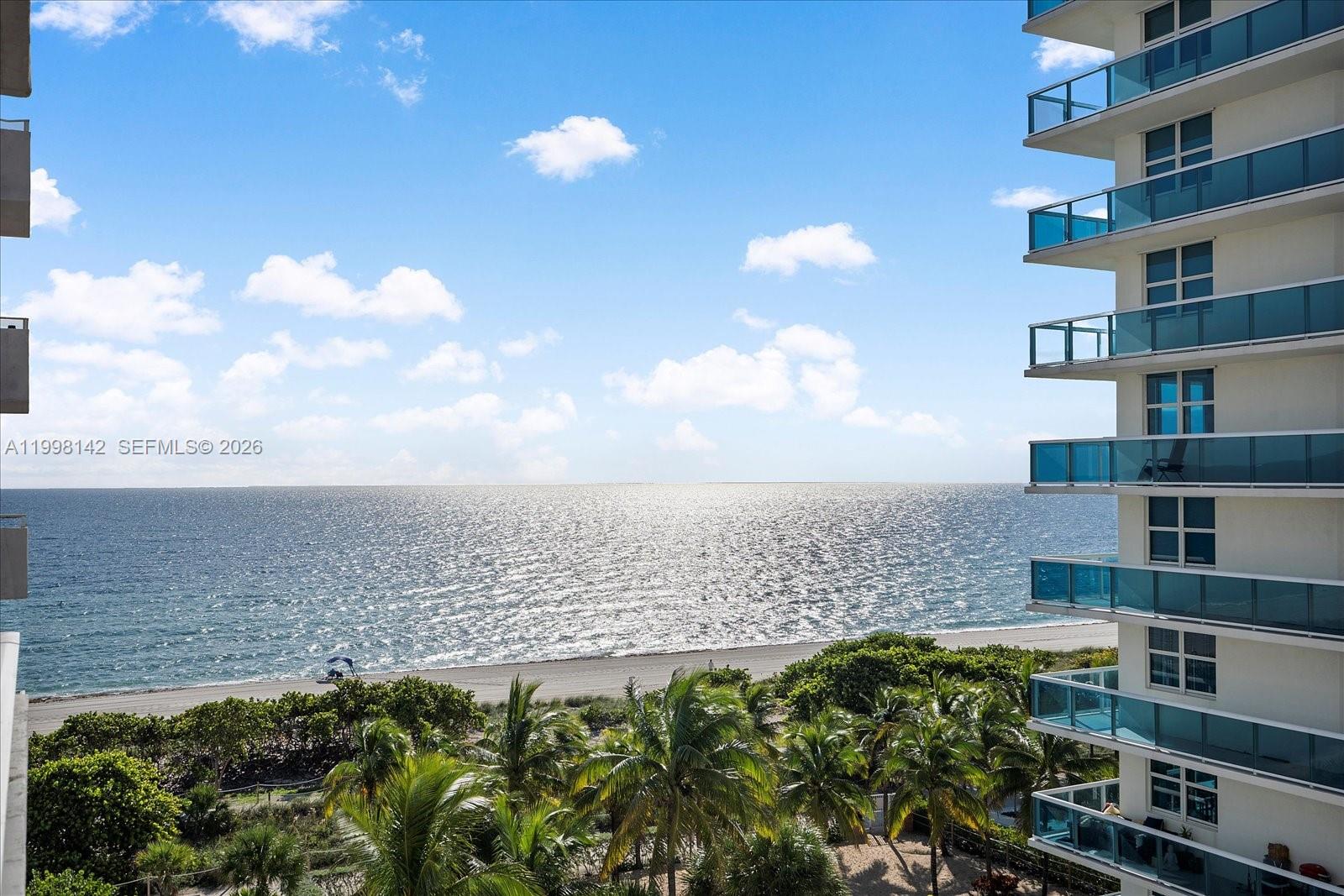 9225 Collins Ave 706