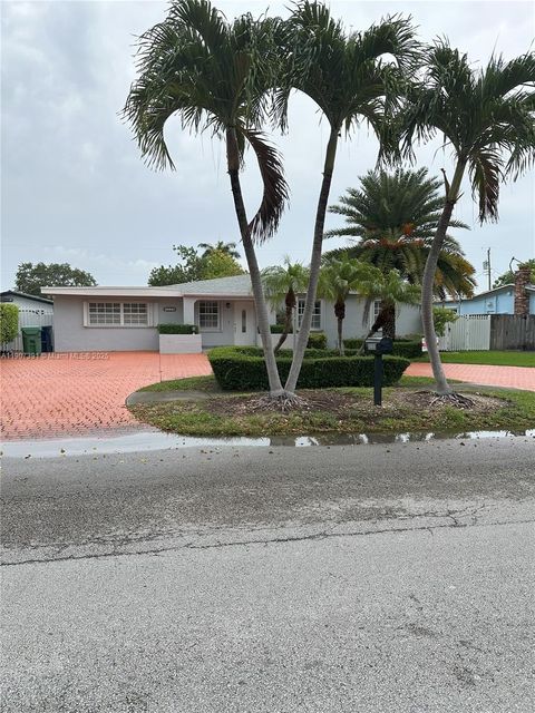 Photo of 8331 SW 38th St, Miami, FL 33155 (MLS # A11907391)