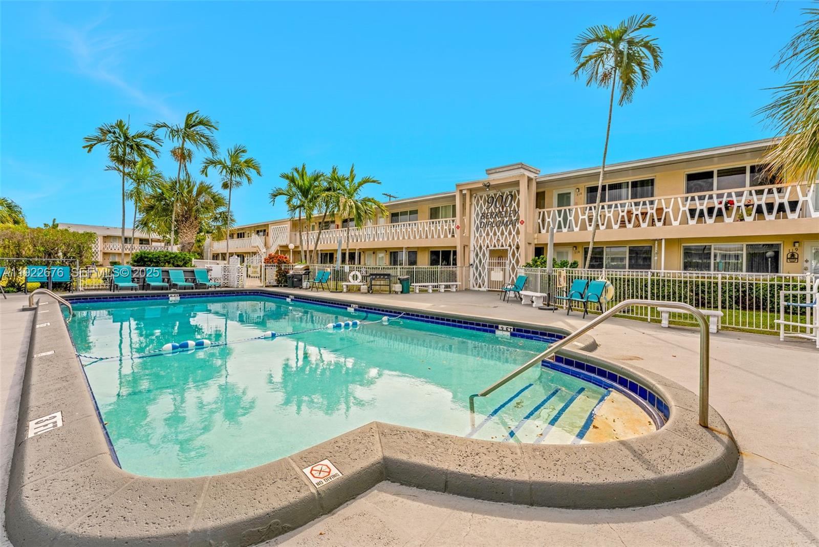 BERKELEY DIPLOMAT CO-OP - Residential