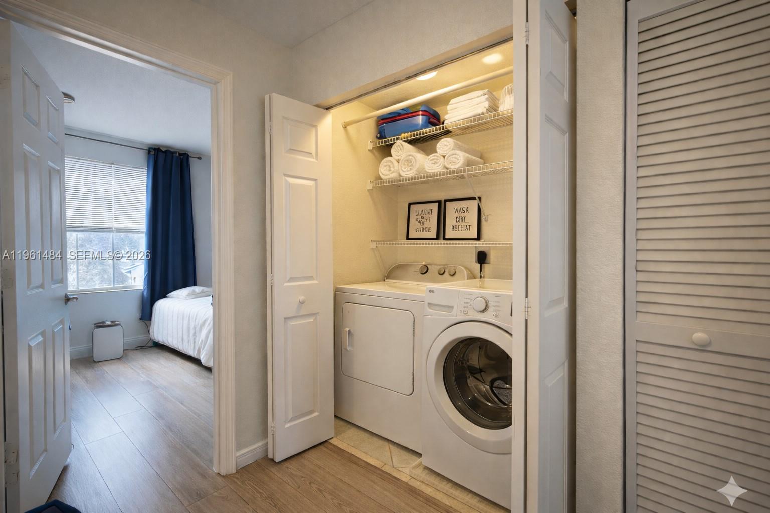 ROYAL WOODS CONDO - Residential