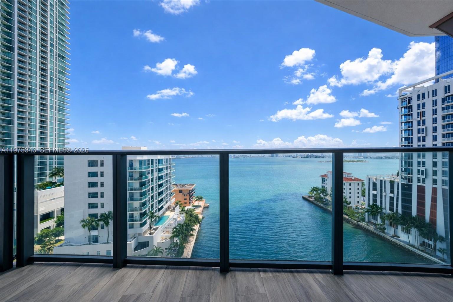 ICON BAY CONDO - Residential Lease