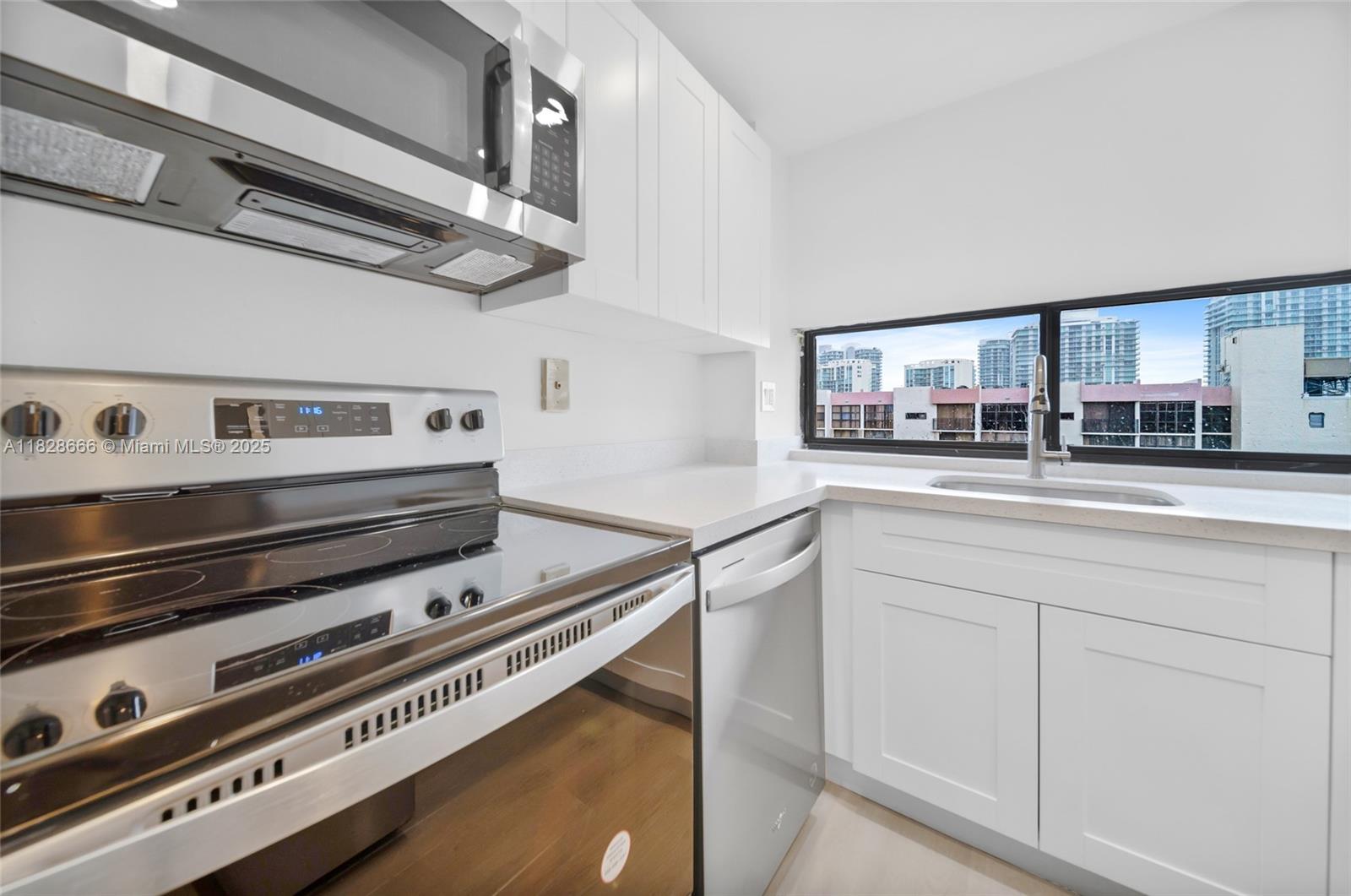 PLAZA OF AMERICAS CONDO P - Residential