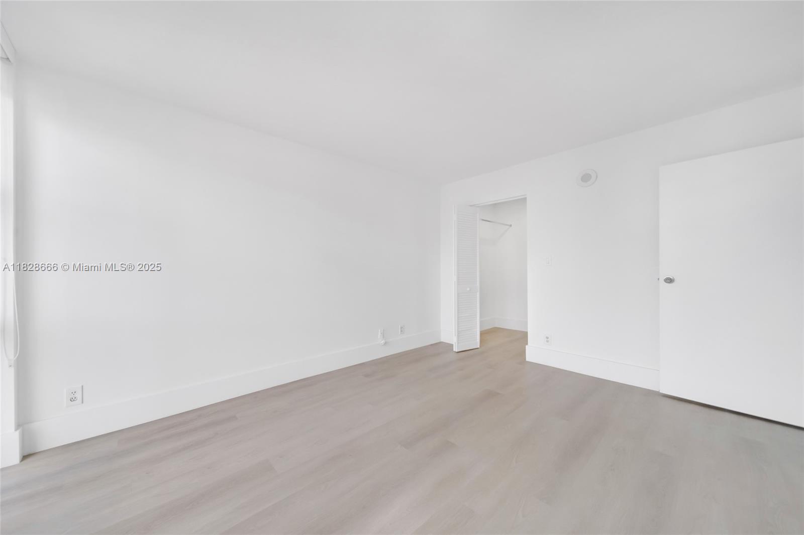 PLAZA OF AMERICAS CONDO P - Residential