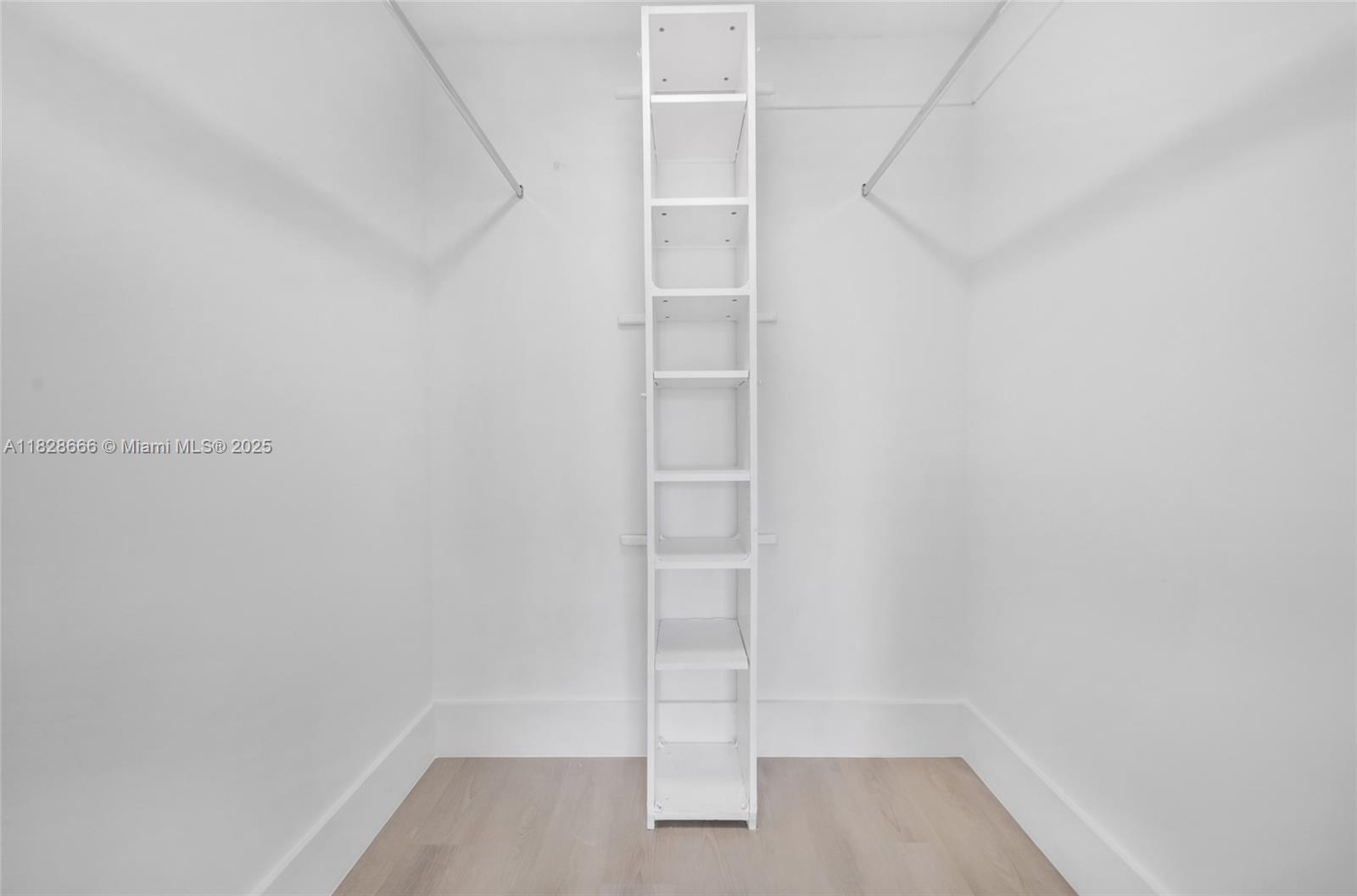 PLAZA OF AMERICAS CONDO P - Residential