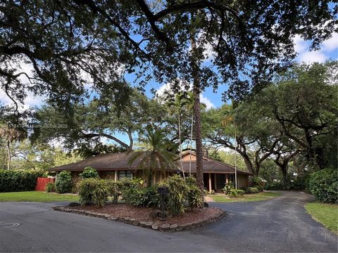 5790 SW 37th Ter Dania Beach FL 33312