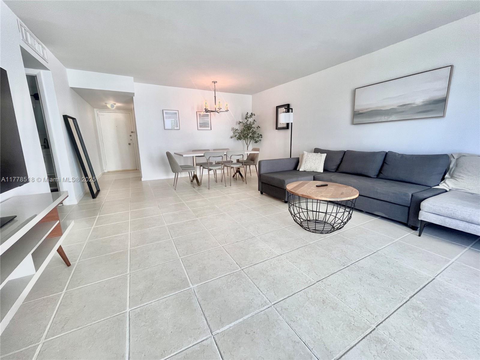 5838 Collins Ave 2D