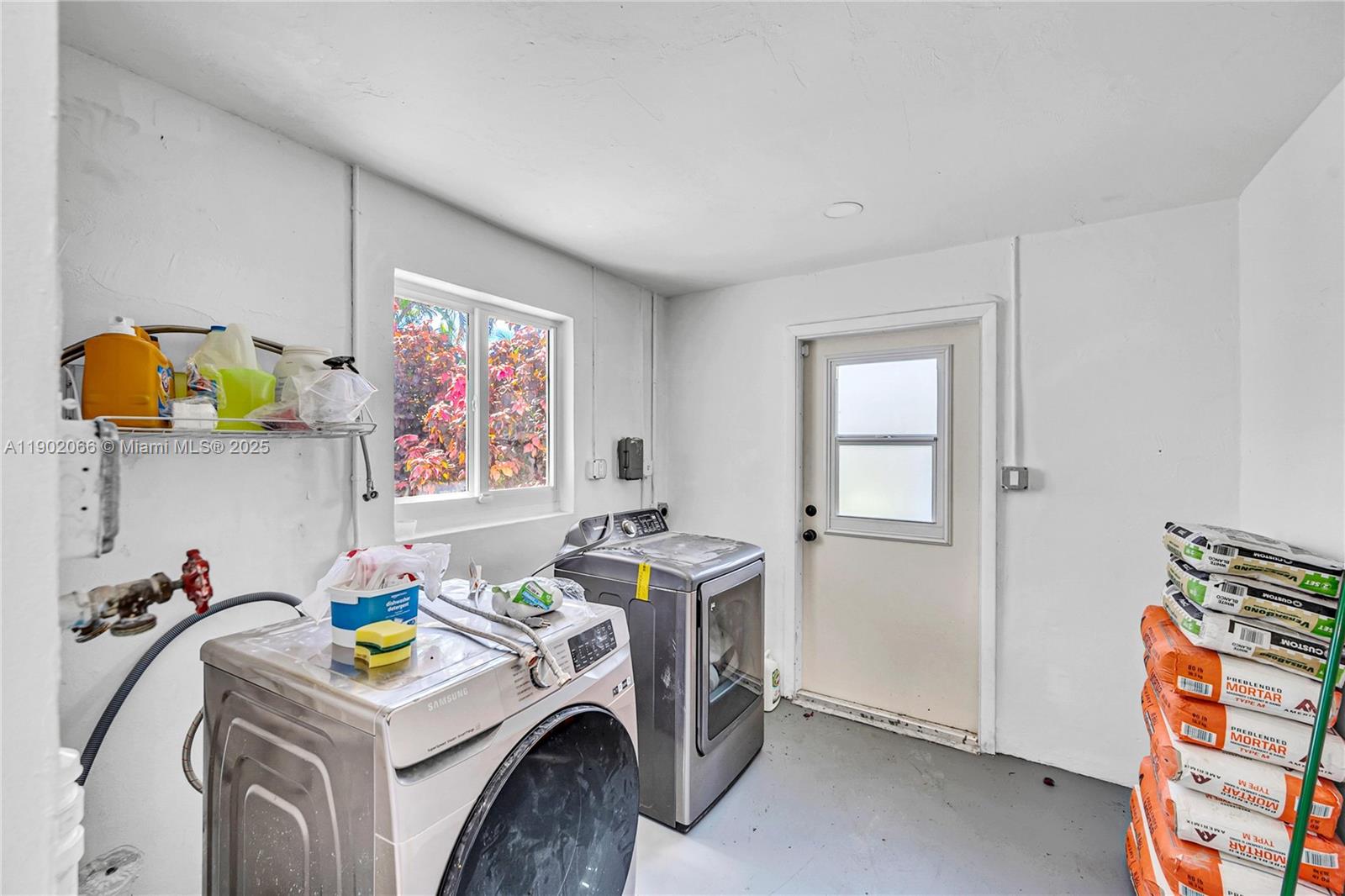 OAKLAND BOULEVARD DEV - Residential